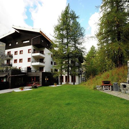 Contemporary Apartment In Breuil Cervinia Near Ski Area Eksteriør bilde