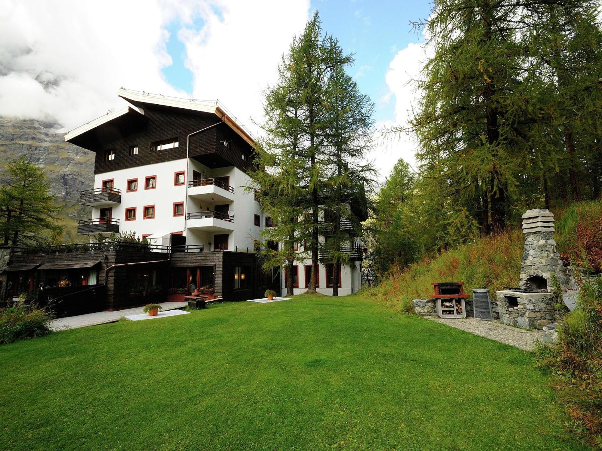 Contemporary Apartment In Breuil Cervinia Near Ski Area Eksteriør bilde