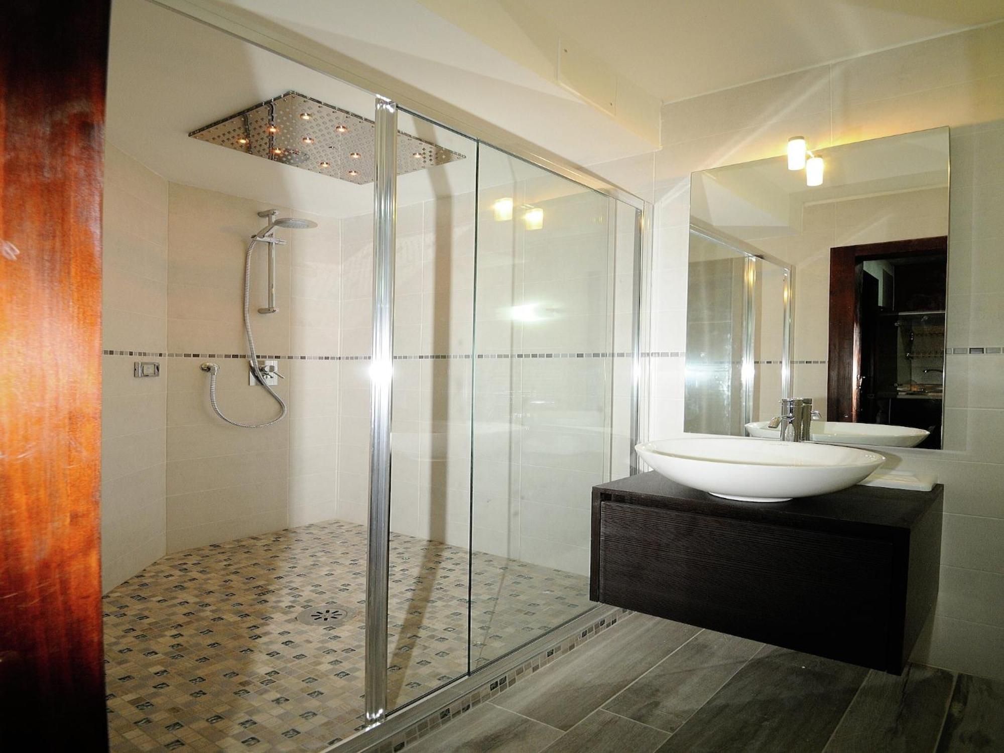 Contemporary Apartment In Breuil Cervinia Near Ski Area Eksteriør bilde